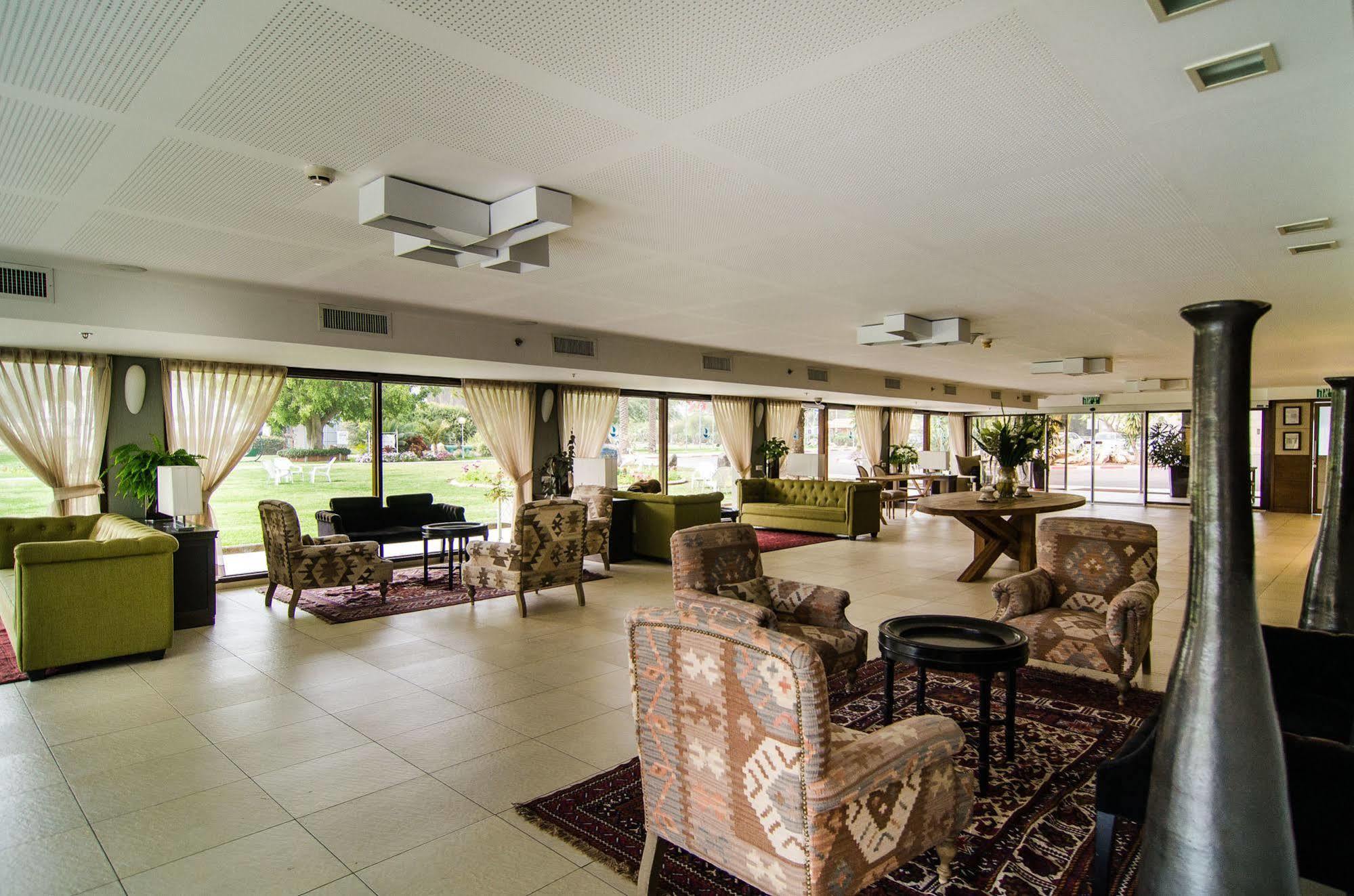 Nof Ginosar Kibbutz Hotel Exteriör bild